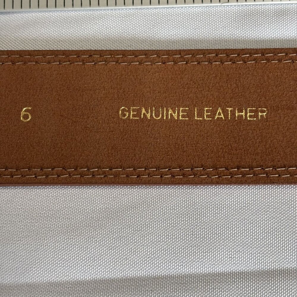 Linda Allard, Ellen Tracy Brown Genuine Leather Belt With Gold Buckle - Picture 6 of 8
